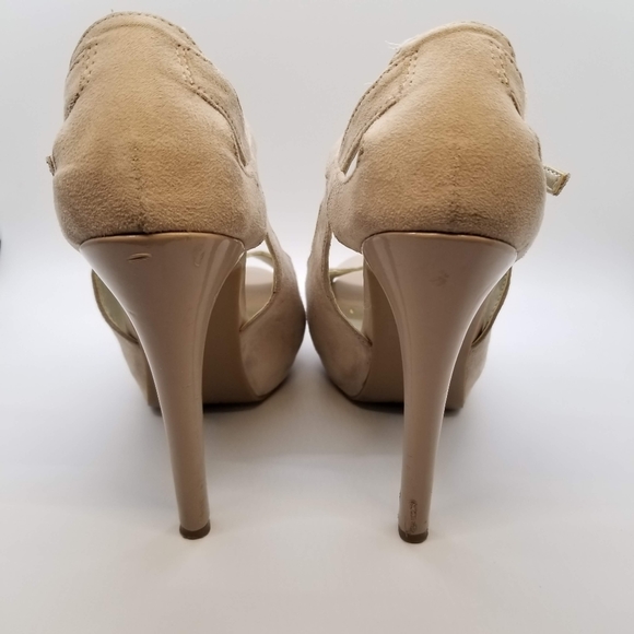 GUESS Open Toed Nude Heels - Picture 12 of 13
